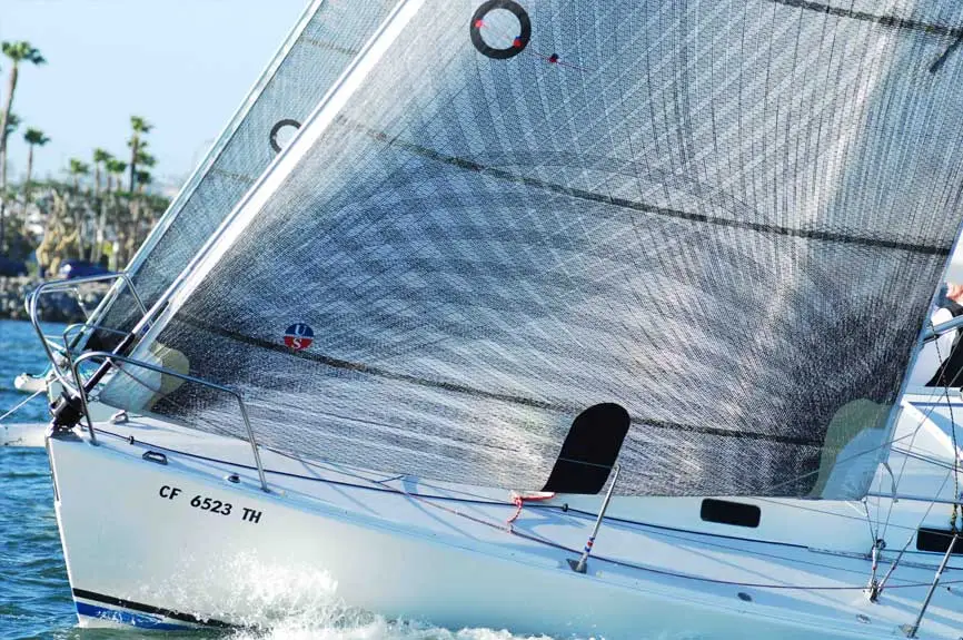 Velas de fibra para regatas Ullman Sails