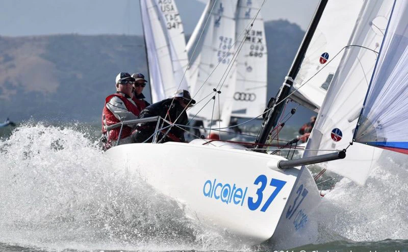 Diseño de velas premium Ullman Sails